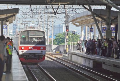 Usai Libur Lebaran, KAI Commuter Layani Lebih 954 Ribu Pengguna Tiap Harinya - Pengguna harian kembali mendominasi